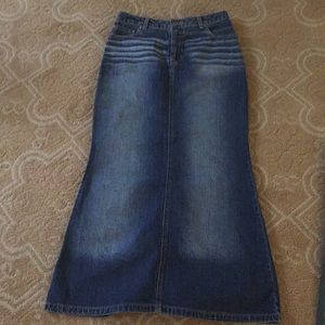 Long jean skirt